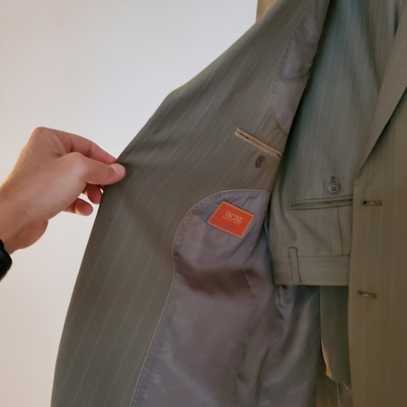 Mens Tan Dress Suit 38R - Picture 2 of 16